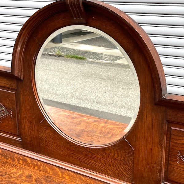 イギリスアンティーク　ミラーバックサイドボード　キャビネット　リビングボード