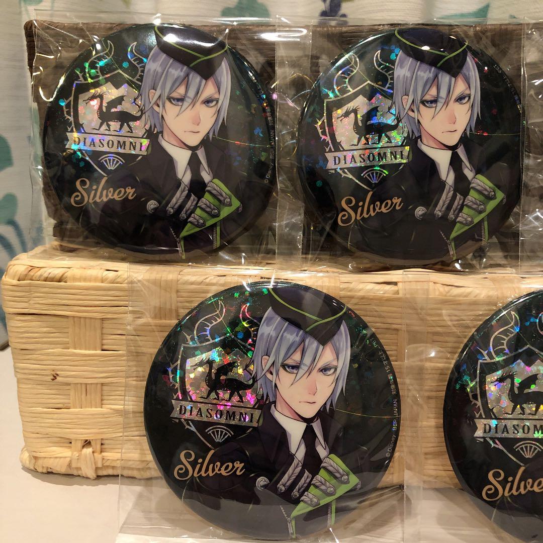 ツイステッドワンダーランド ツイステ 物語のはじまり 寮服 缶バッジ シルバー