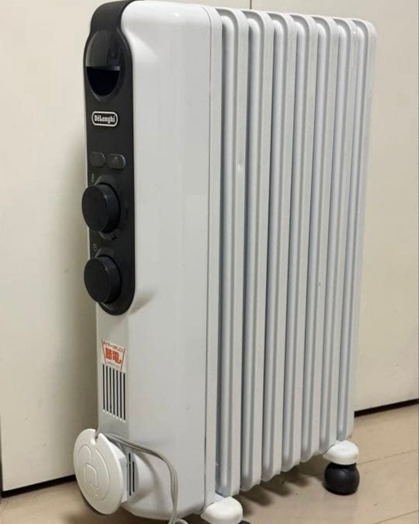 デロンギ　オイルヒーターDeLonghi RHJ35M0812-DG