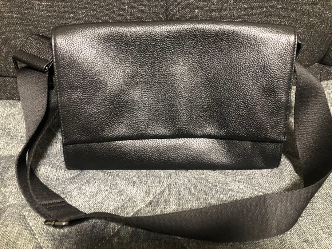 パピヨネ限定カラー完売★ワイドテープショルダー バッグ 内側 ダルメシアン柄