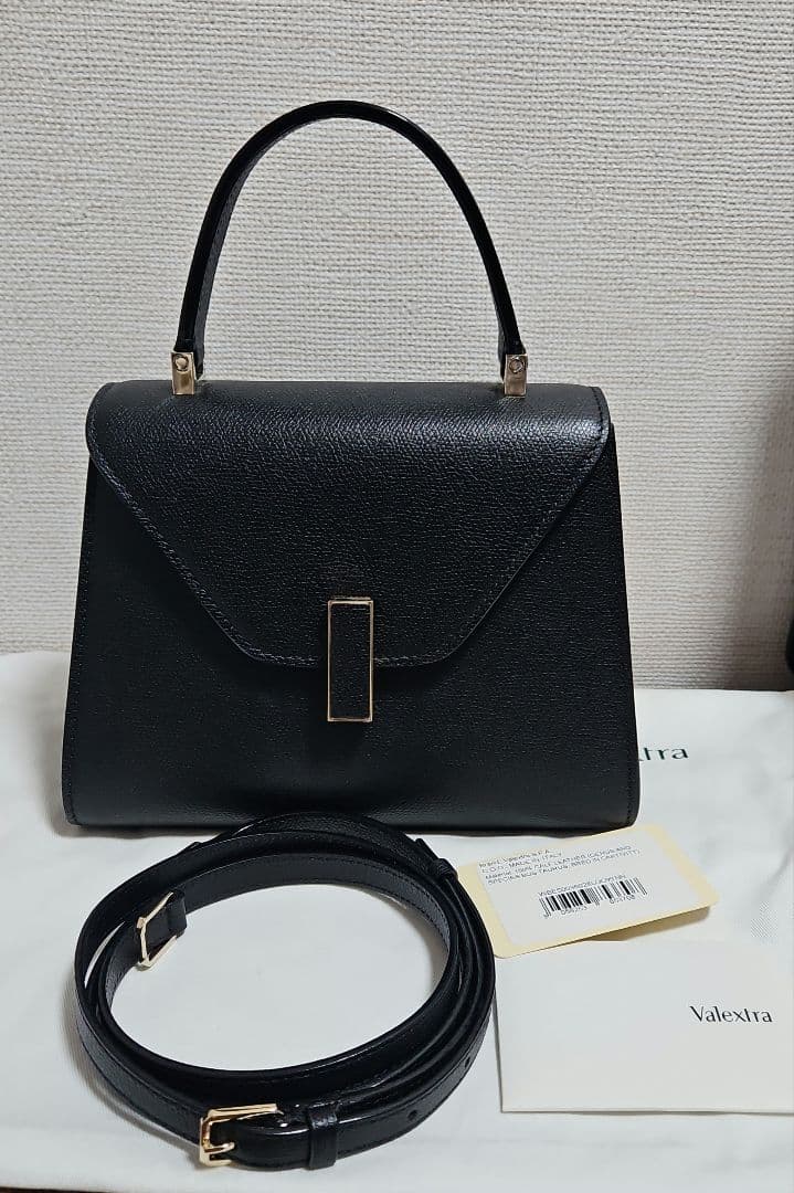 Valextra　イジィデ ミニ／ブラック