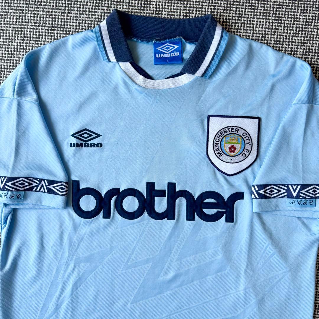 【ノエル・ギャラガー着用モデル】マンチェスターシティ ９３／９５（H）UMBRO