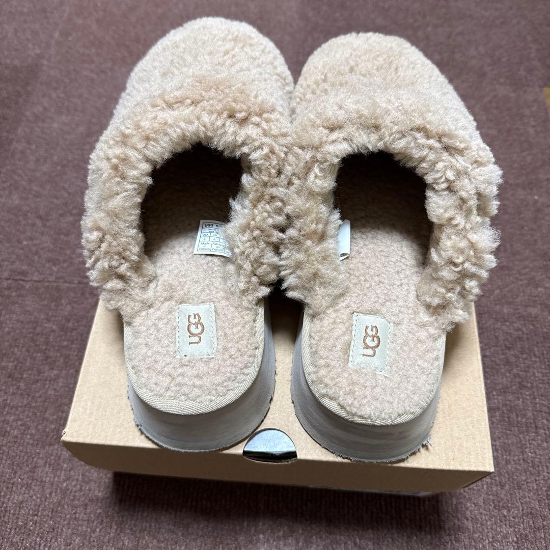 UGG クロッグサンダル