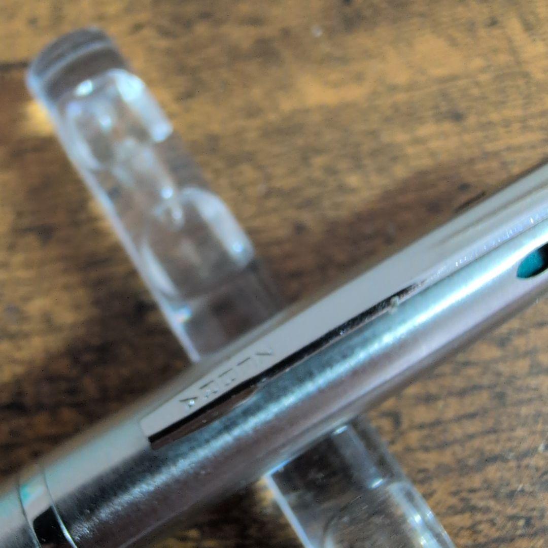 ゼブラ　4色　振り子式　ボールペン　廃番　廃盤