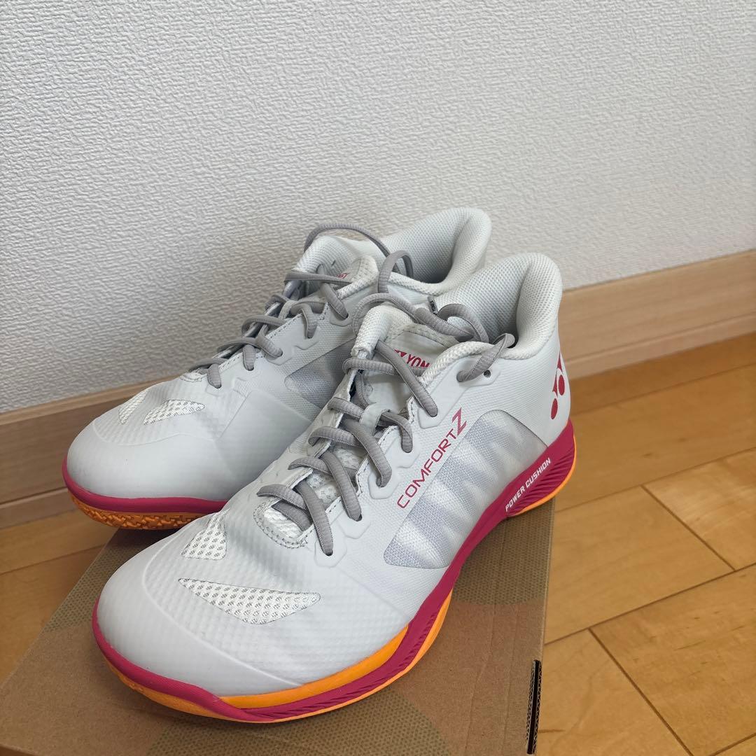YONEX COMFORT Z シューズ ホワイト/ピンク/オレンジ