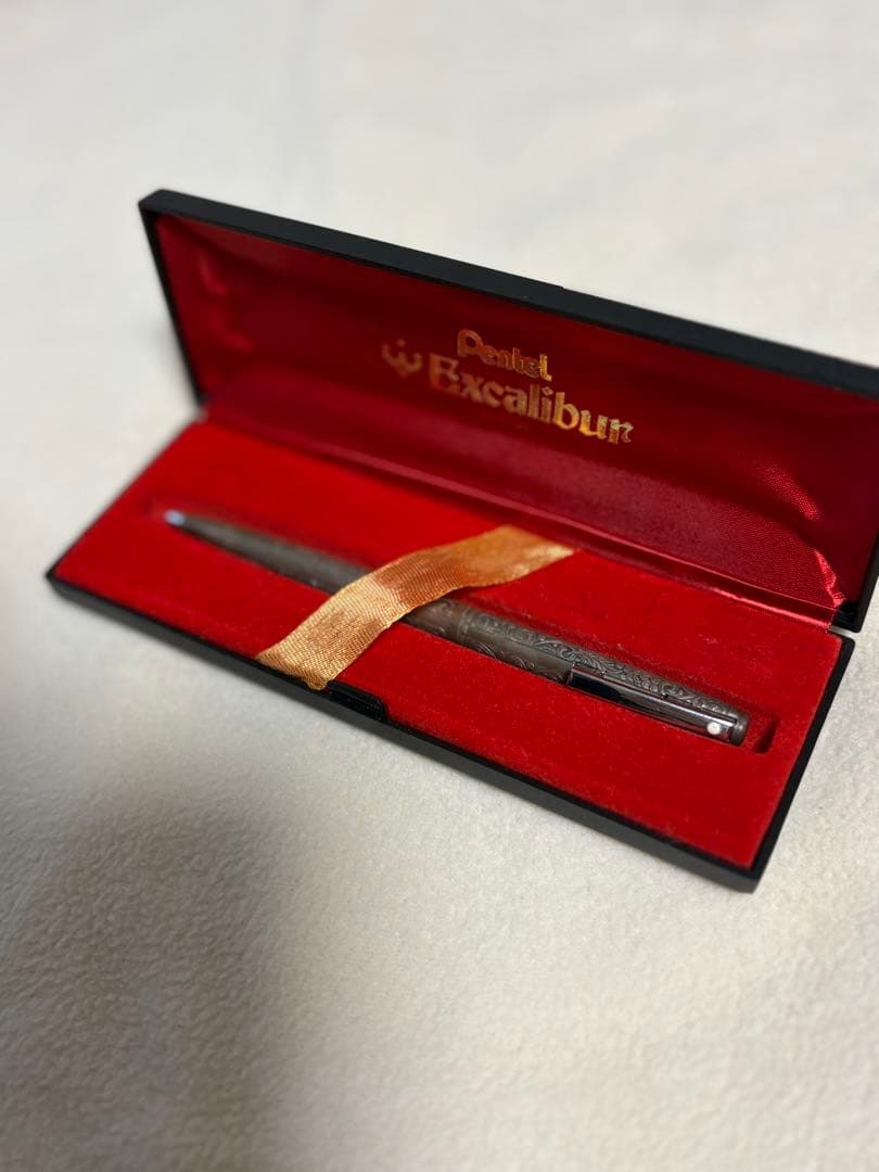Pentel Excalibur ボールペン 専用ケース付き