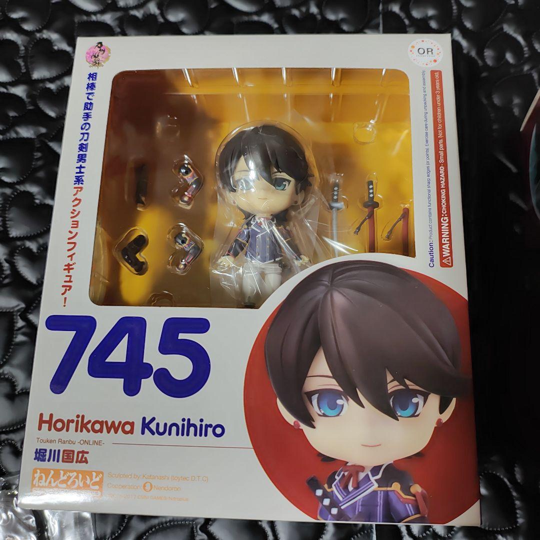 刀剣乱舞ねんどろいど　和泉守兼定　＆　堀川国広　新品未開封　ラバーストラップ付き