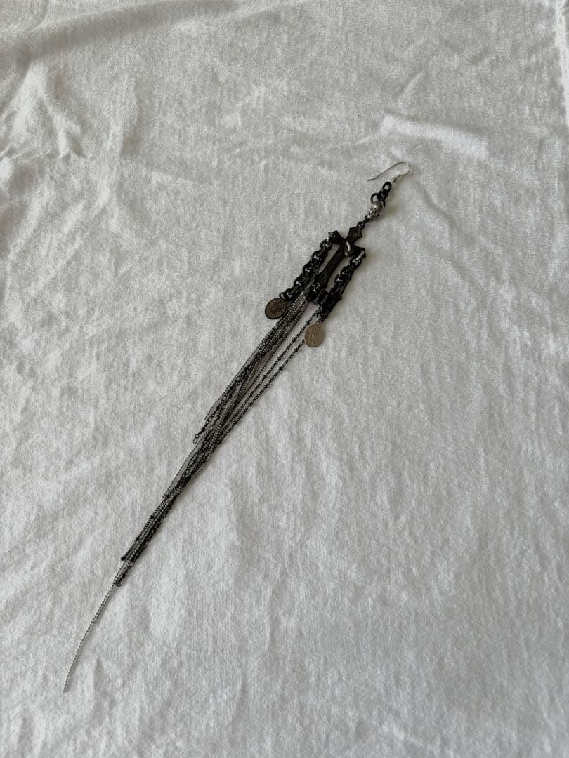 ガンダ gunda スカル ドクロ 十字架 ピアス 片耳