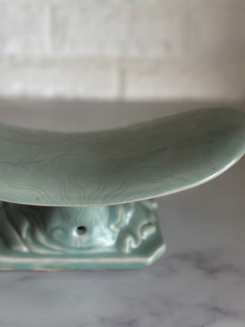 希少な高麗青磁(霧箱付き) 四方山