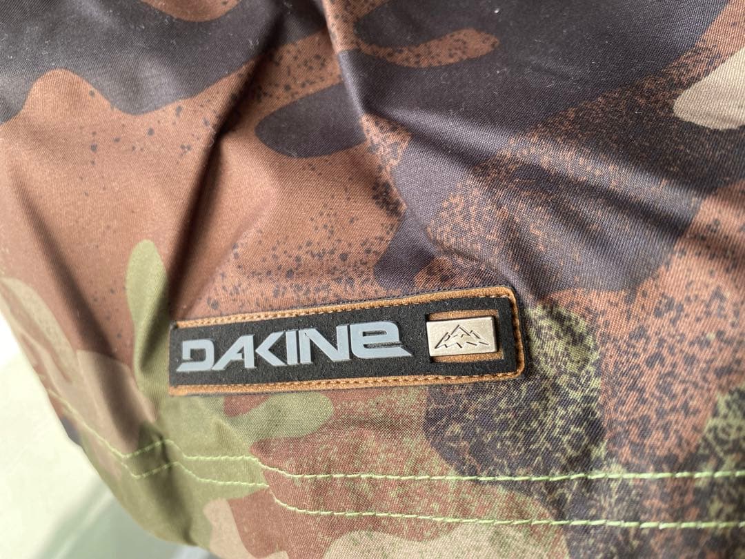【美品】DAKINE スノーボード　ウェア　Mサイズ