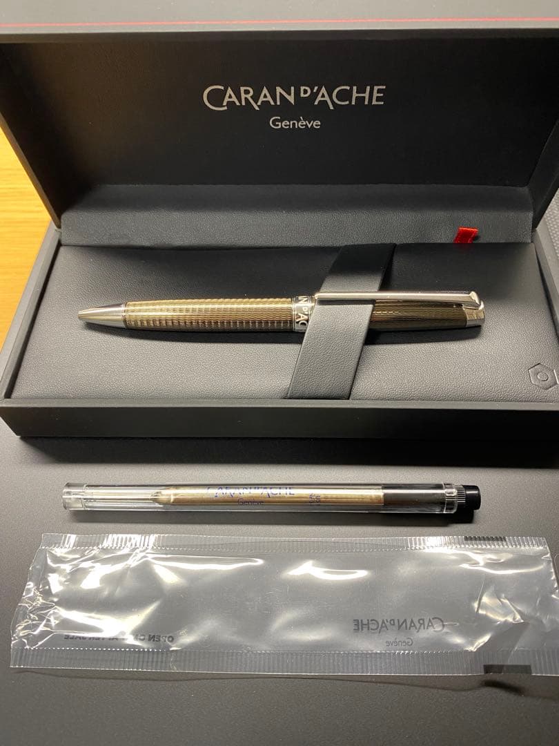 CARAN d'ACHE × PATEK PHILIPPE ボールペン ブロンズ