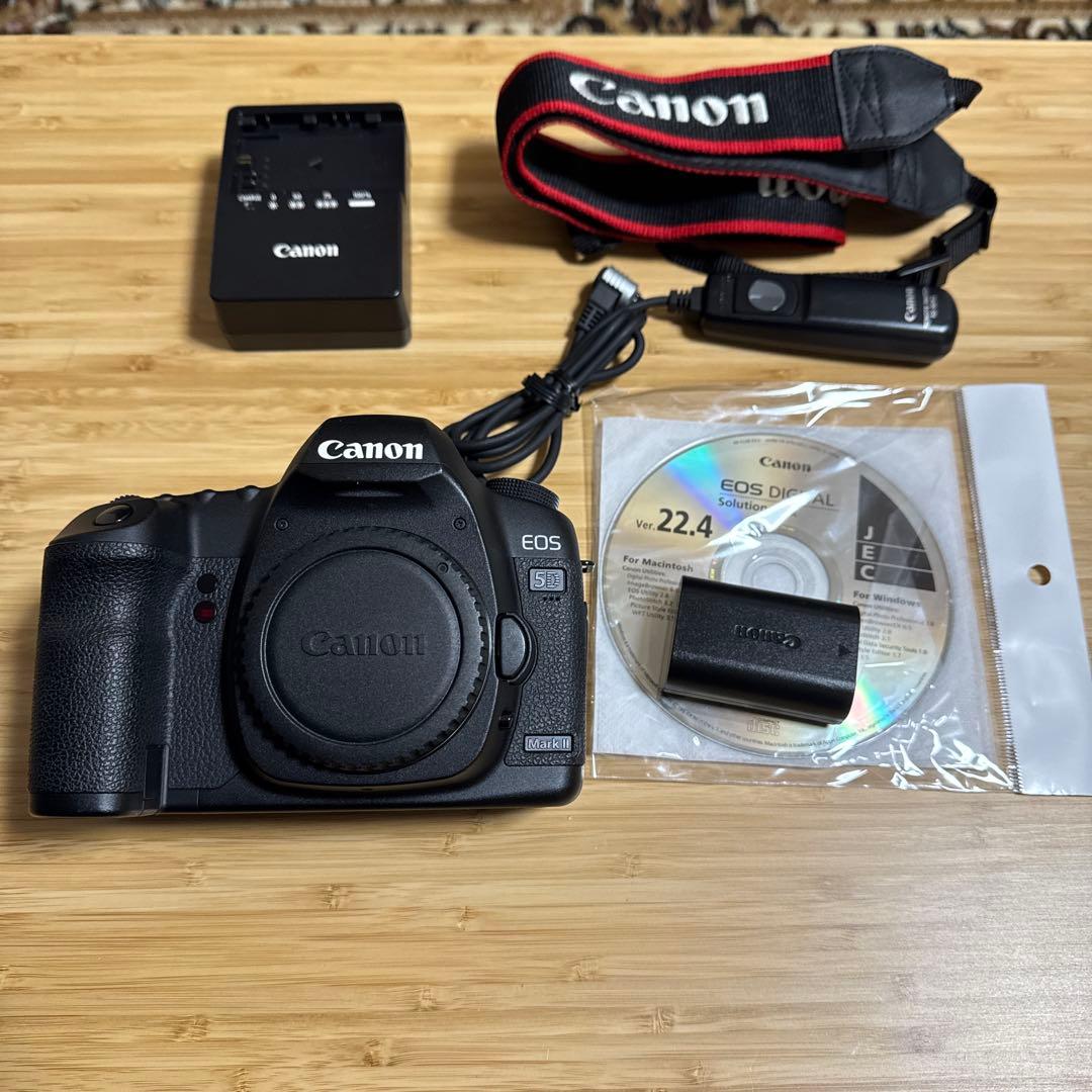 Canon デジタル一眼レフカメラ EOS 5D MarkII ボディ 良品