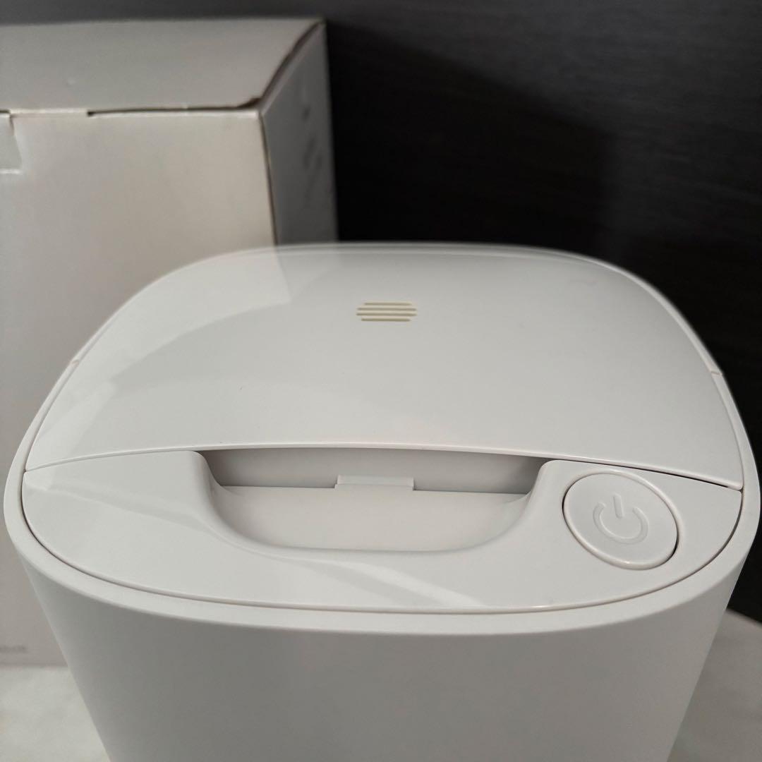 未使用・保証付★シービージャパン mlte 電動ちりとり MR-05FC 白