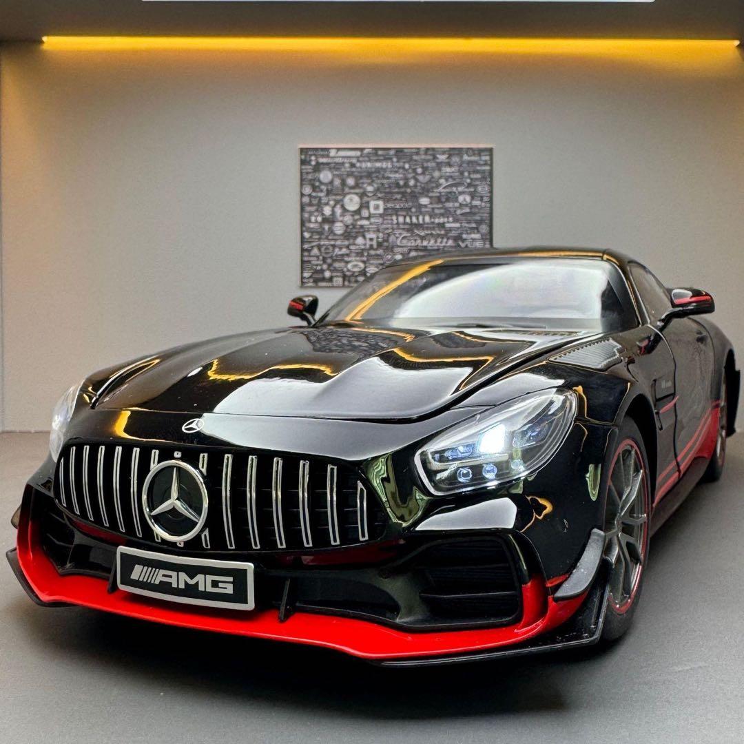 1/18 メルセデスAMG GT R ダイキャスト ライト 音声付 新品