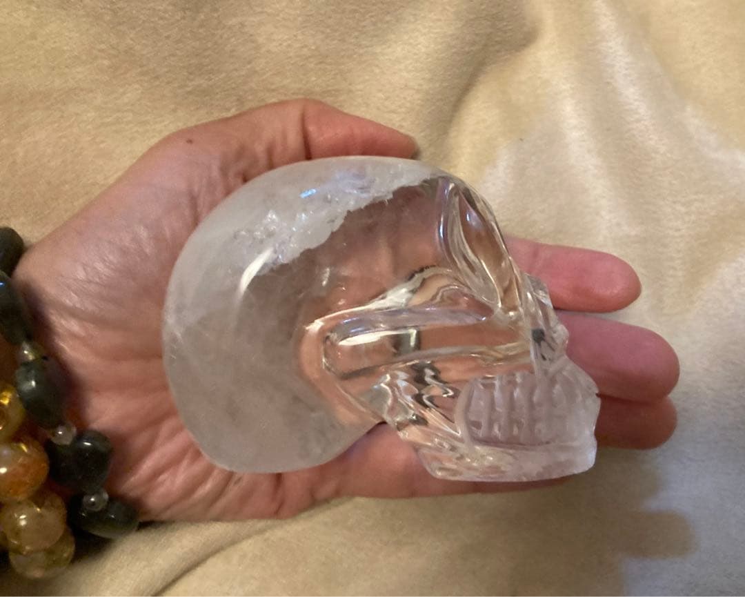 大 天然石 スカル 骸骨 ドクロ 良品 希少 クリスタルスカル 置物 虹有