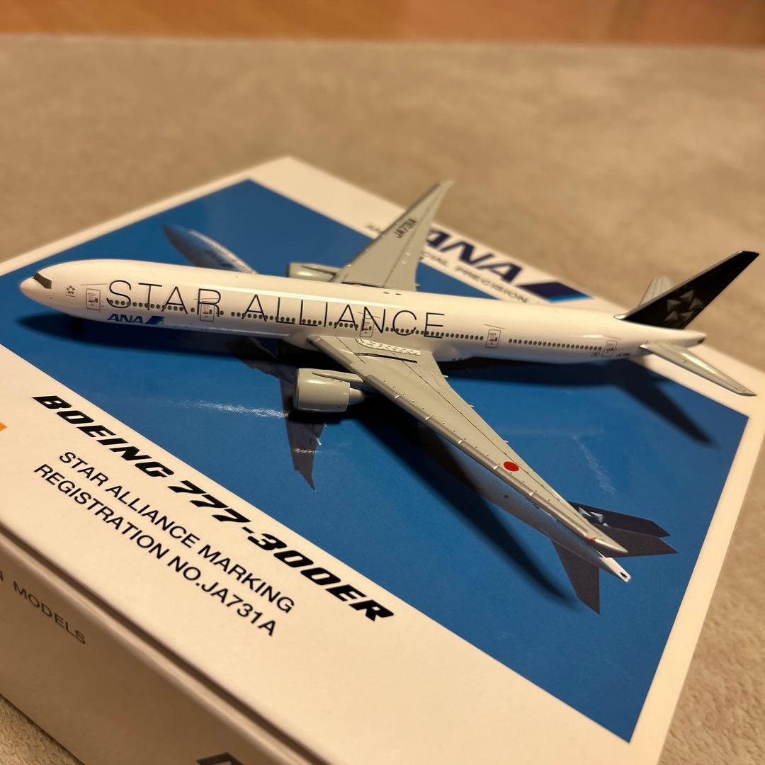 ANA Boeing 777-300ER スケール1:400
