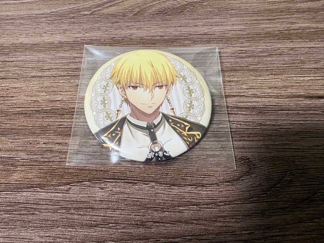 fate ギルガメッシュ　缶バッジ　3個セット