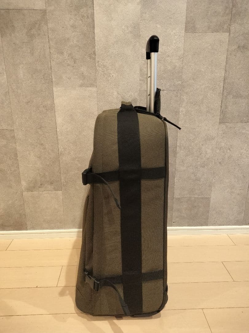【美品】無印良品 撥水ソフトキャリーケース 40L　カーキ色　オシャレ