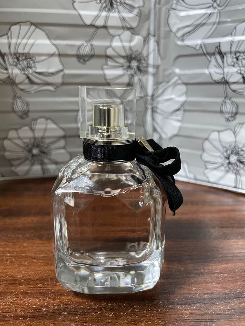 イヴサンローラン モンパリオーデパルファム 50ml