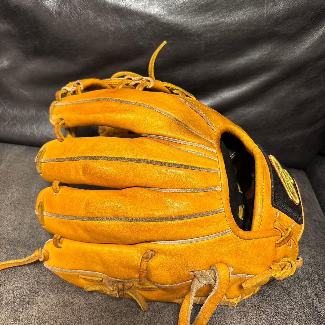 ドナイヤ　軟式　内野手用グラブ DJNIMS