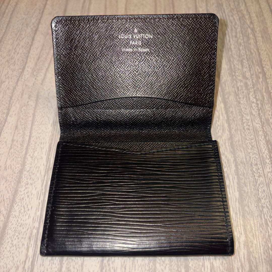 ルイヴィトン エピ アンヴェロップ カルト ドゥ ヴィジット カードケース