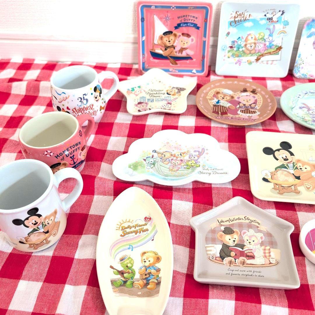 ディズニー ダッフィー＆フレンズ スーベニアプレート カップ 25点 まとめ売り