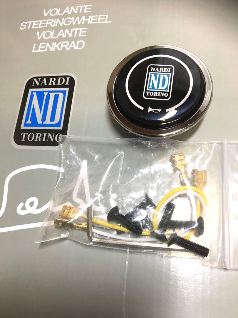 ナルディ NARDI ステアリング ブラックスポーク ウッド調 クラッシック