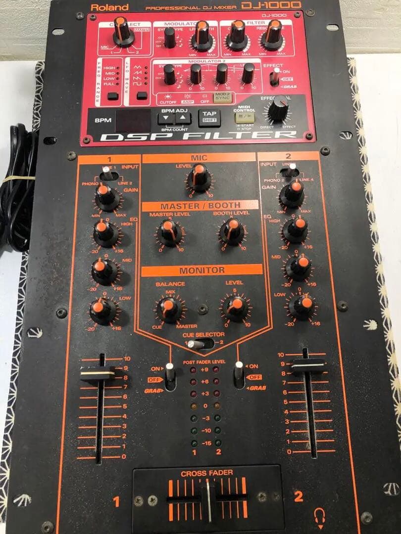 Roland ローランド　DJ-1000