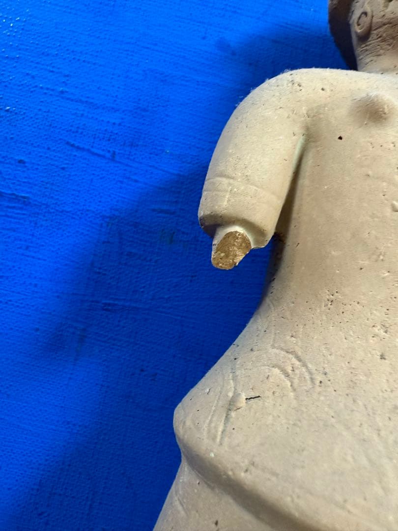 埴輪（正装した女子像） 群馬県伊勢崎市八寸出土・7世紀／複製品 レプリカ