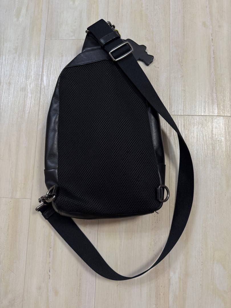 Coach ブラック ショルダーバッグ+キーホルダー