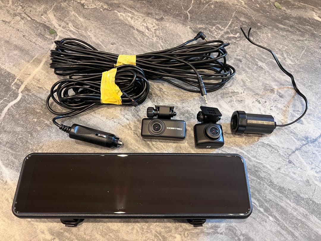 COMTEC ZDR048ドライブレコーダー