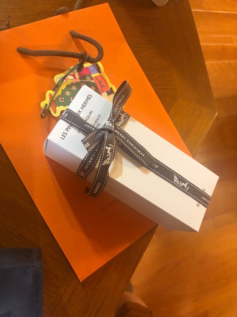 新品未開封✨HERMES限定品トラベルメイクブラシセット