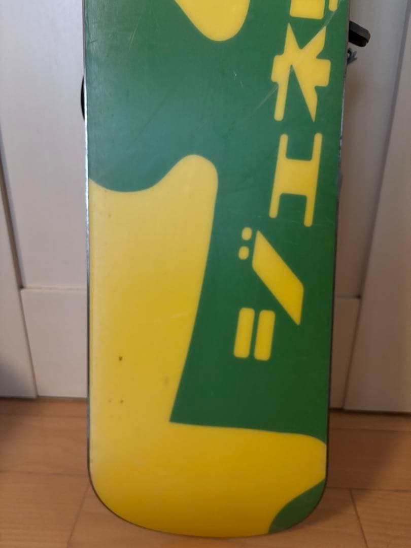 カラフル パズルピース スノーボード バインディング付き