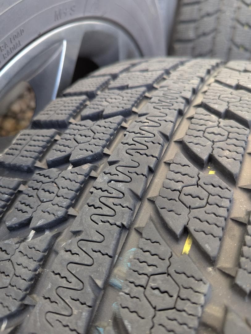  X5 18インチ スタッドレスタイヤ ホイールセット 1/2まで出品