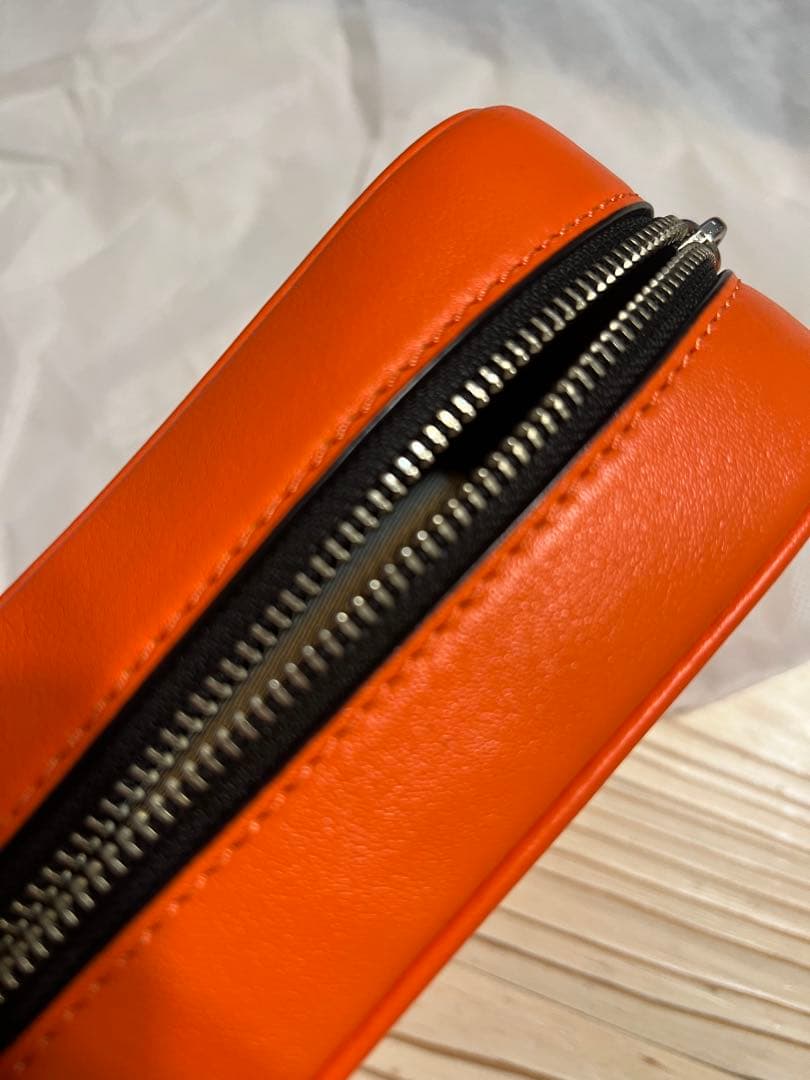MARC JACOBS オレンジ ポーチ