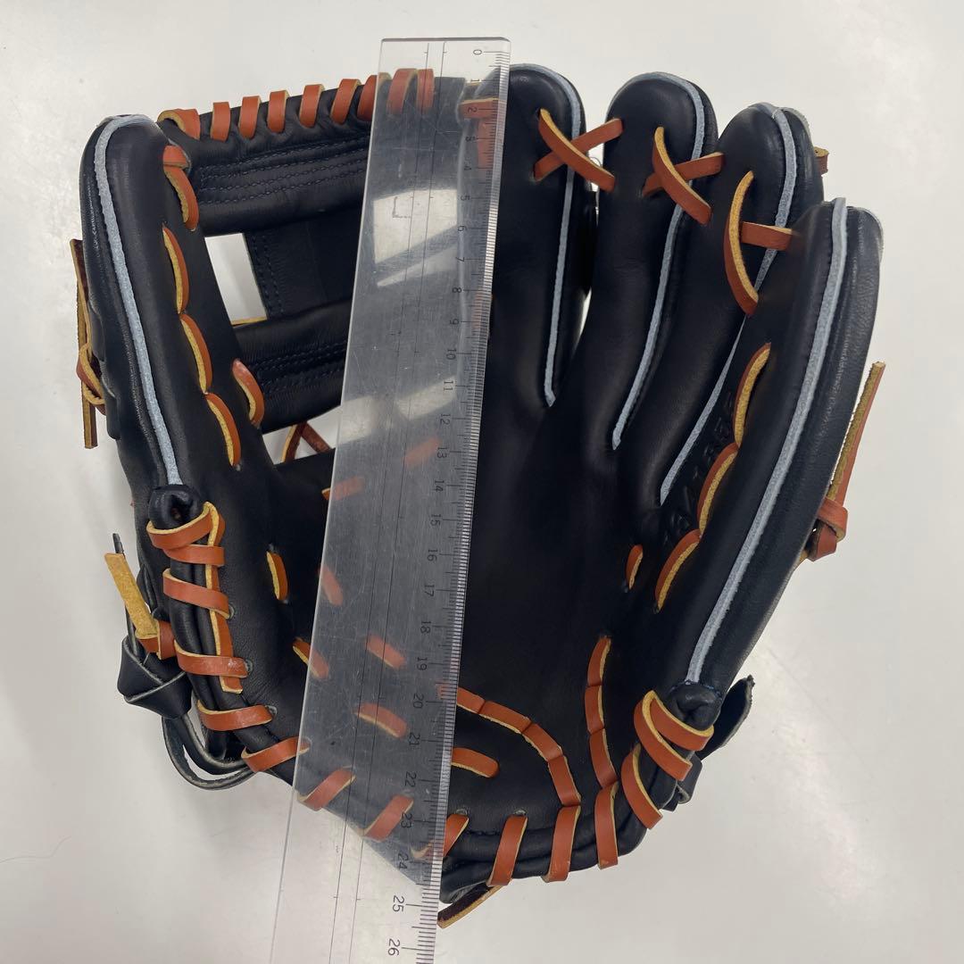 Under Armour 硬式グローブ 内野手用