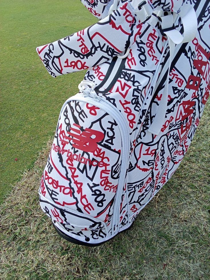 ◆美品◆ニューバランス ダギングシューズキャディバッグ◆ヘッドカバーセット