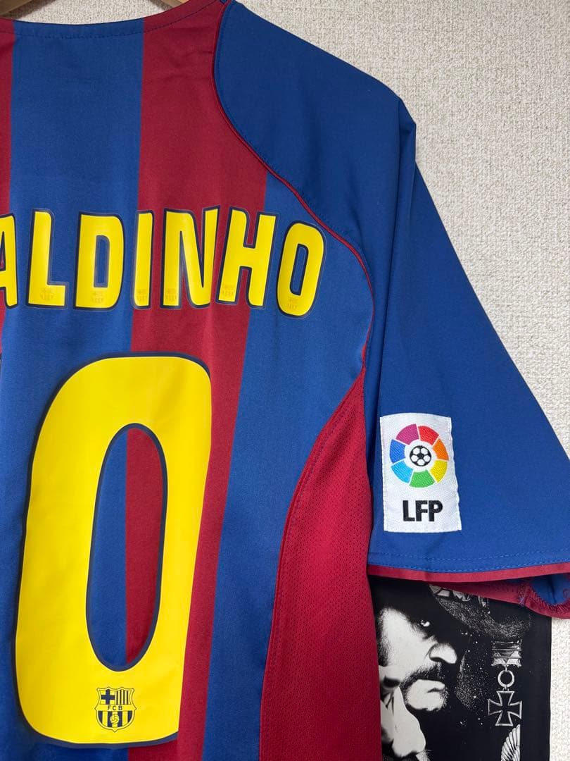 正規品 2004/2005 FCバルセロナ♯10 ロナウジーニョ 【Lサイズ】