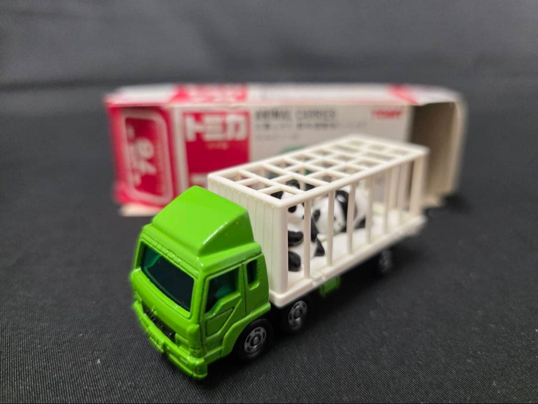トミカ赤箱76三菱ふそう動物運搬車(パンダ)日本製