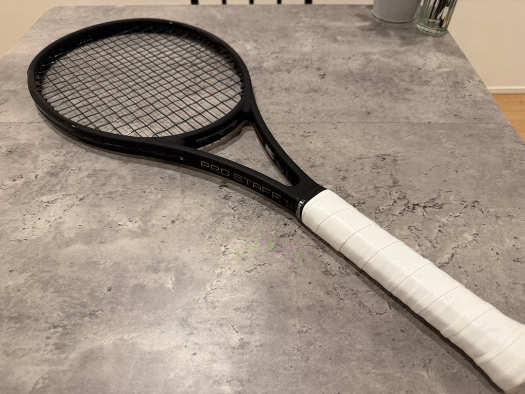 Wilson Pro Staff RFテニスラケット