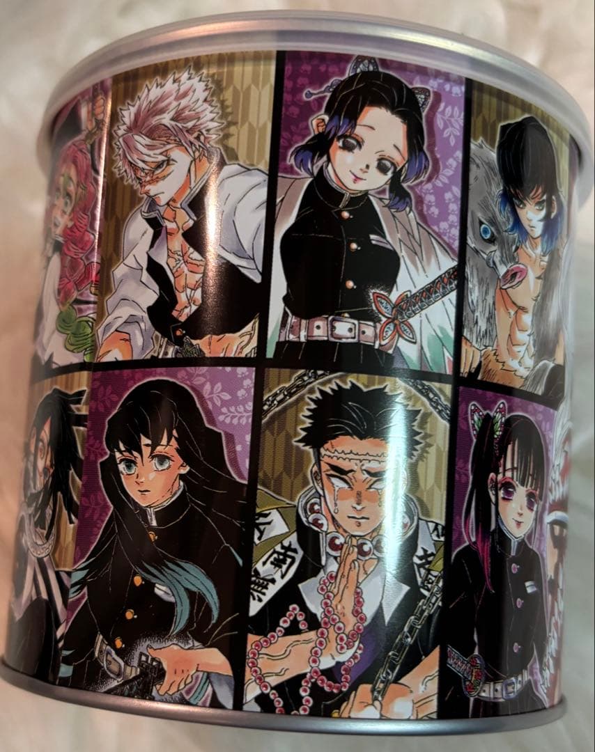 鬼滅の刃 キャラ缶バッジ缶 新品未開封