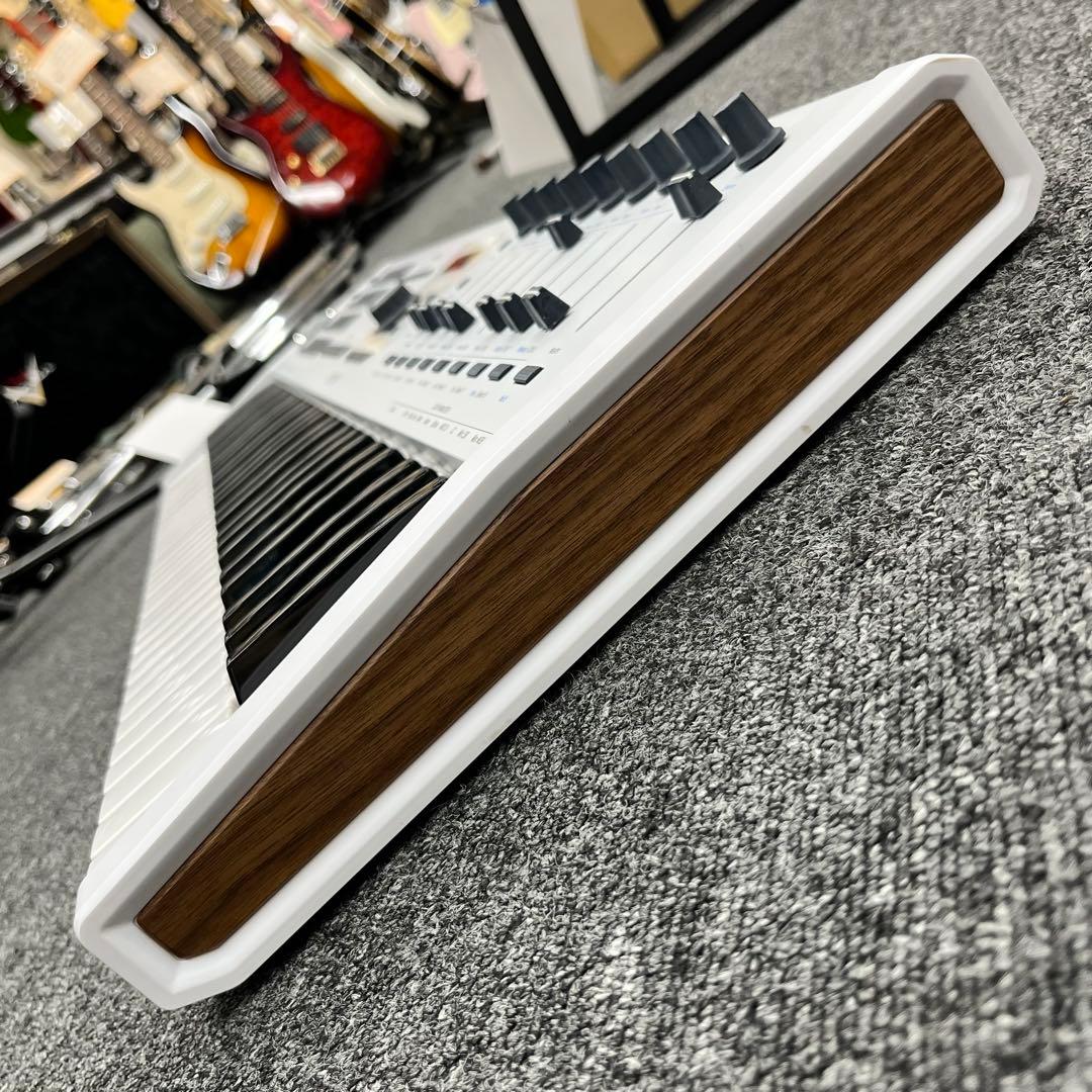 【11020】ARTURIA KEYLAB61 mkII MIDIキーボード
