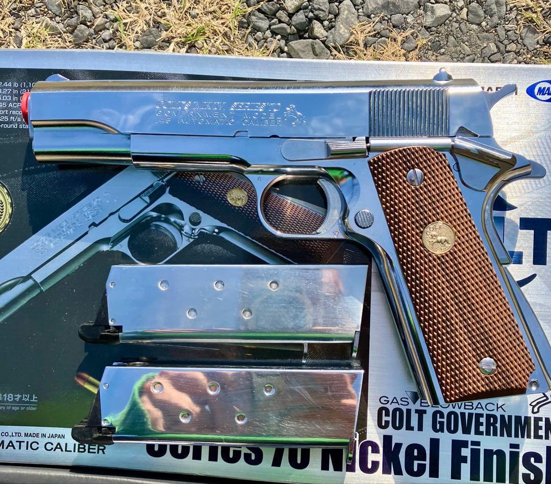 東京マルイ製　ガスブローバックハンドガン M1911A1 ニッケルフィニッシュ