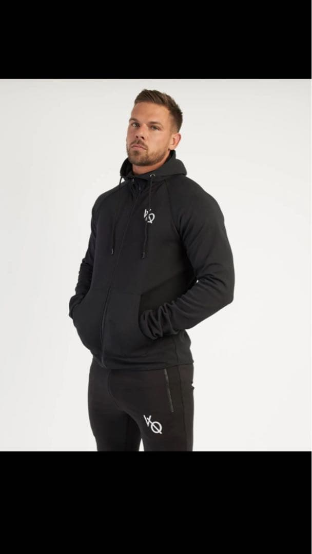 VANQUISH ESSENTIAL セットアップ / XL / ブラック