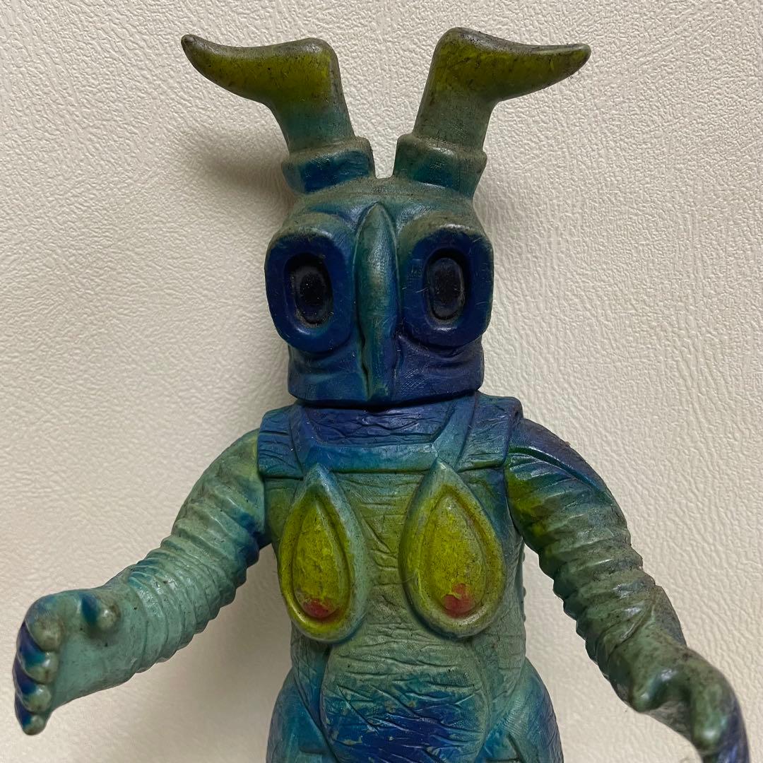 r*9様 ブルマァク ゼットン ソフビ人形