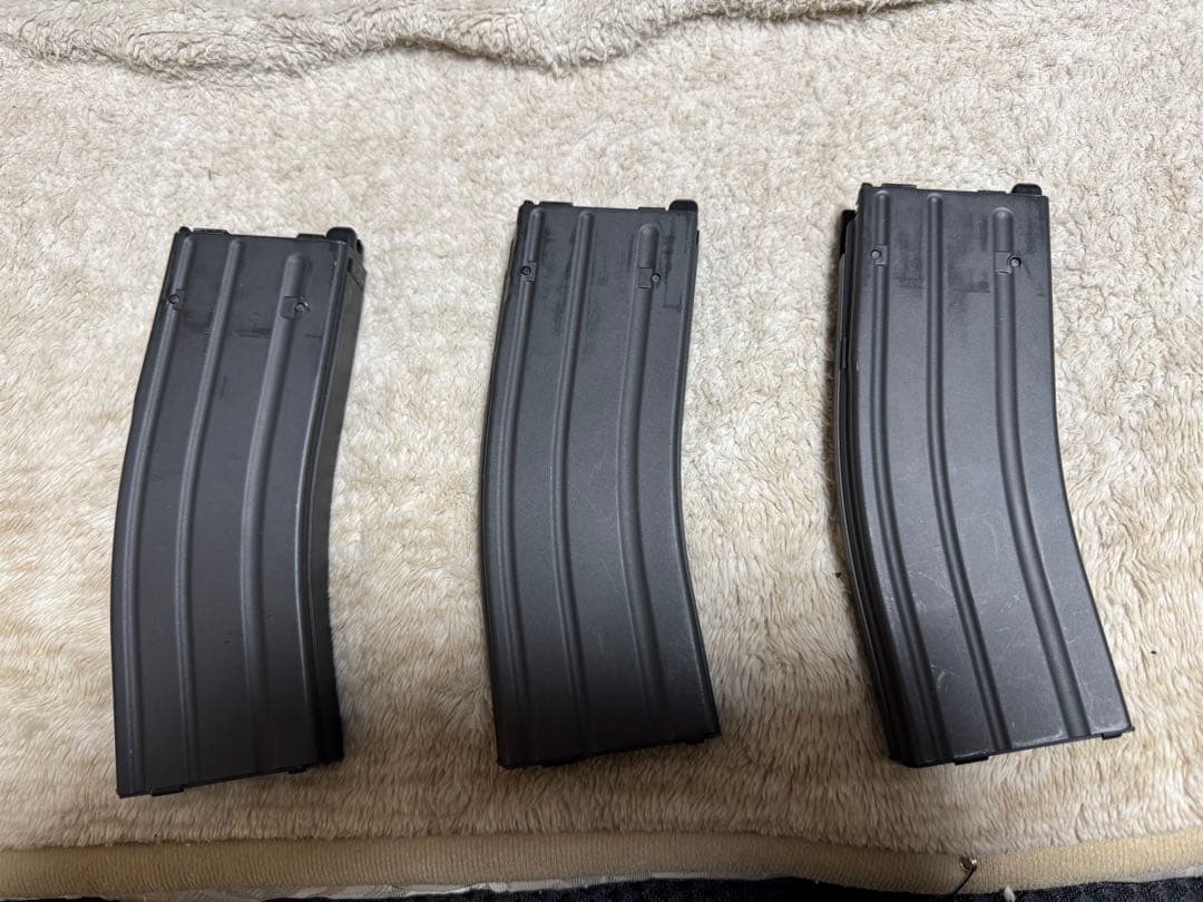 東京マルイ ガスブローバック M4用 マガジン 3本