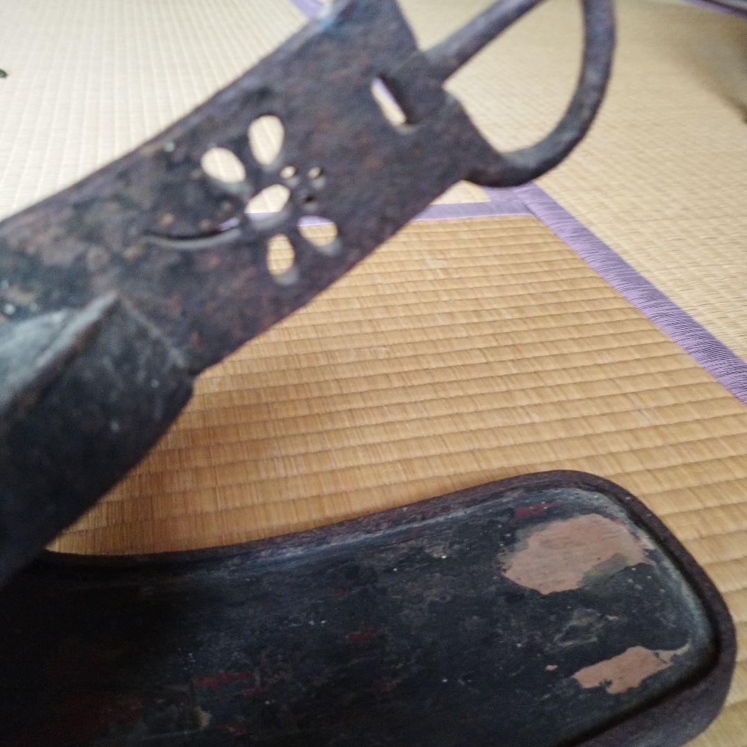 中世の鐙と小鼓（入手困難）