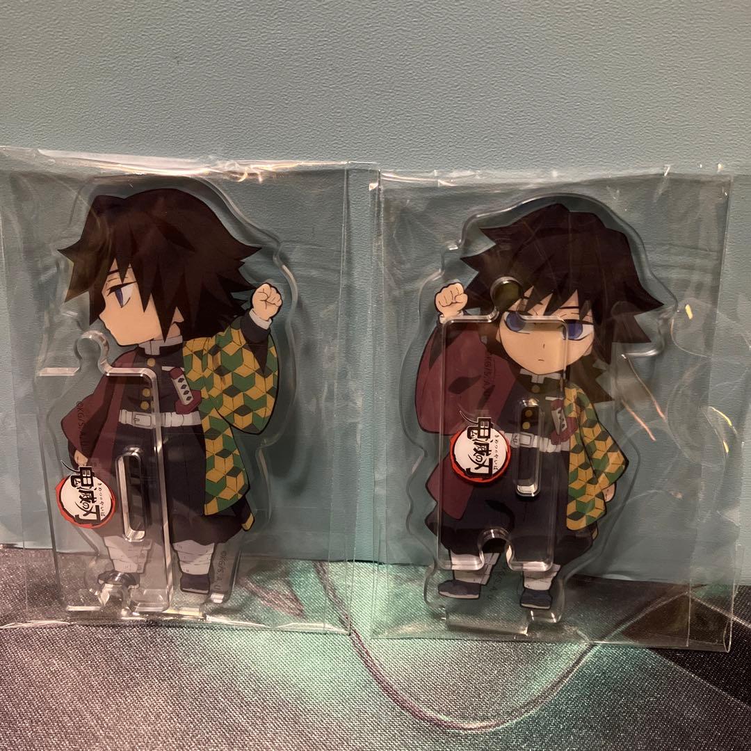 繋がるアクリルスタンド　冨岡義勇