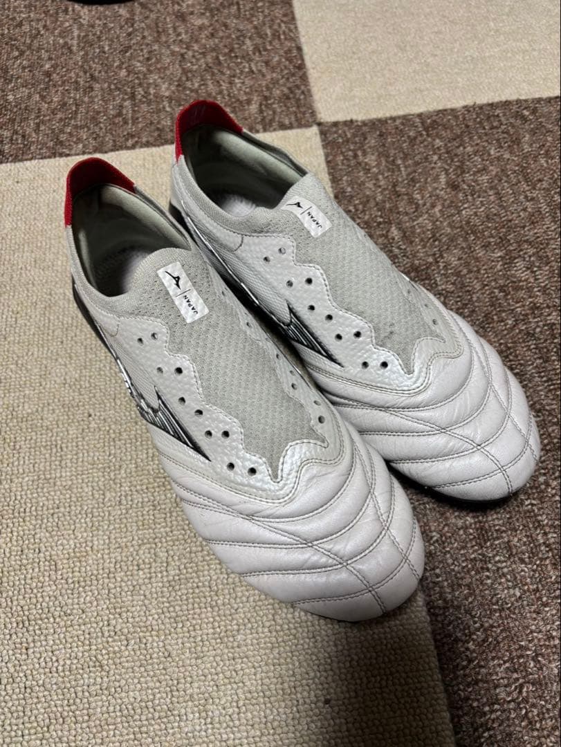 【美品】モレリアネオ4 japan β ベータ　25.5