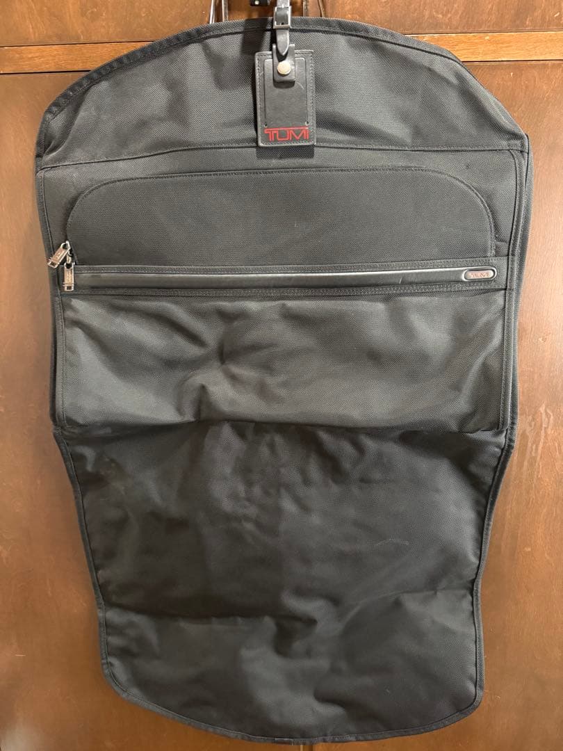 TUMI ガーメントバッグ ブラック